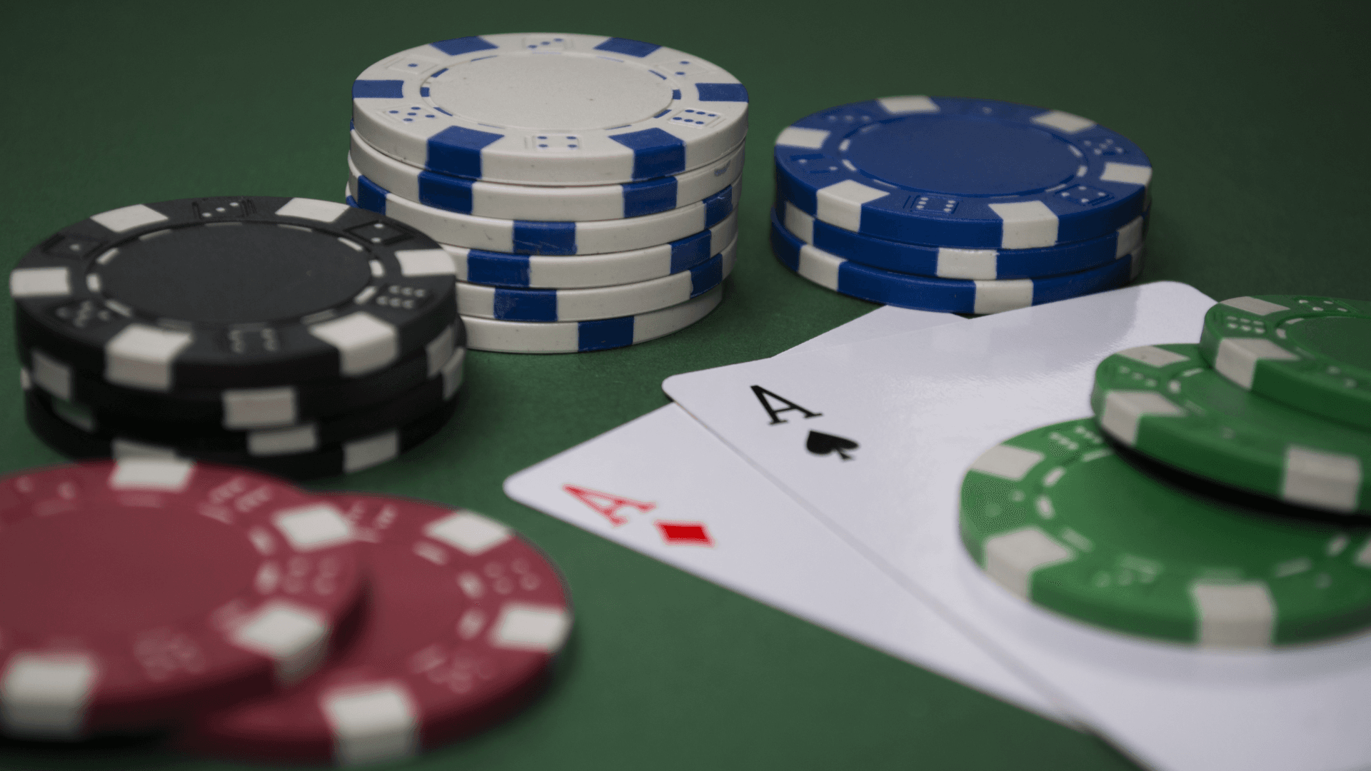 Caribbean Stud Poker: Mastering Odds and Probabilities image